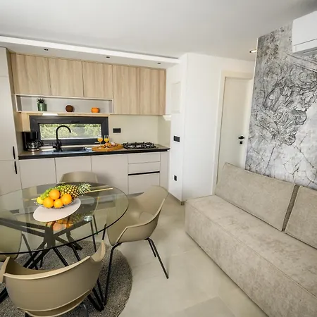 Tatil Evi Luxury And Cosy Little House Ivinj 3 Tisno