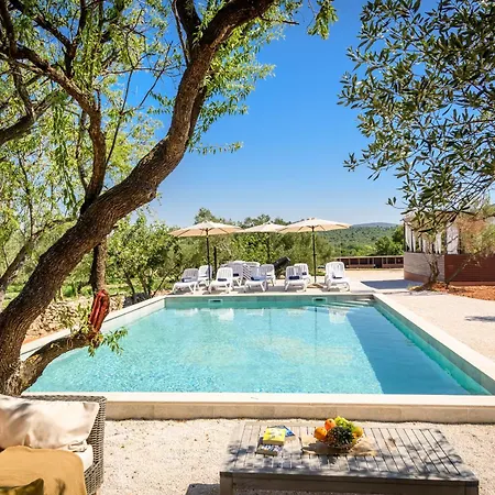 Tatil Evi Luxury And Cosy Little House Ivinj 3 *