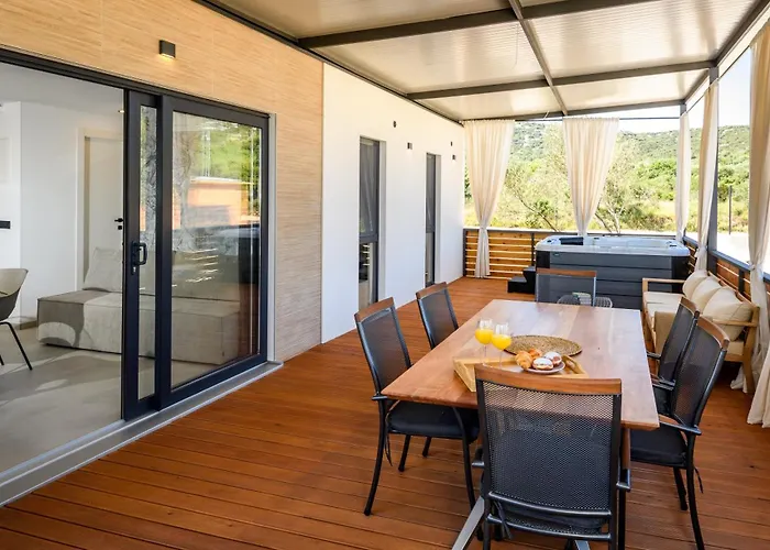 Сasa de vacaciones Luxury And Cosy Little House Ivinj 3